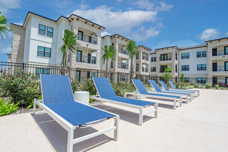 Avanti-Legacy-Emerald-Point 24